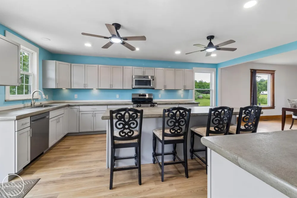6266 Plank Road Cottrellville Township, MI 48039