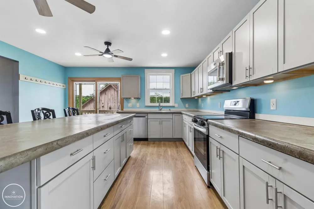6266 Plank Road Cottrellville Township, MI 48039