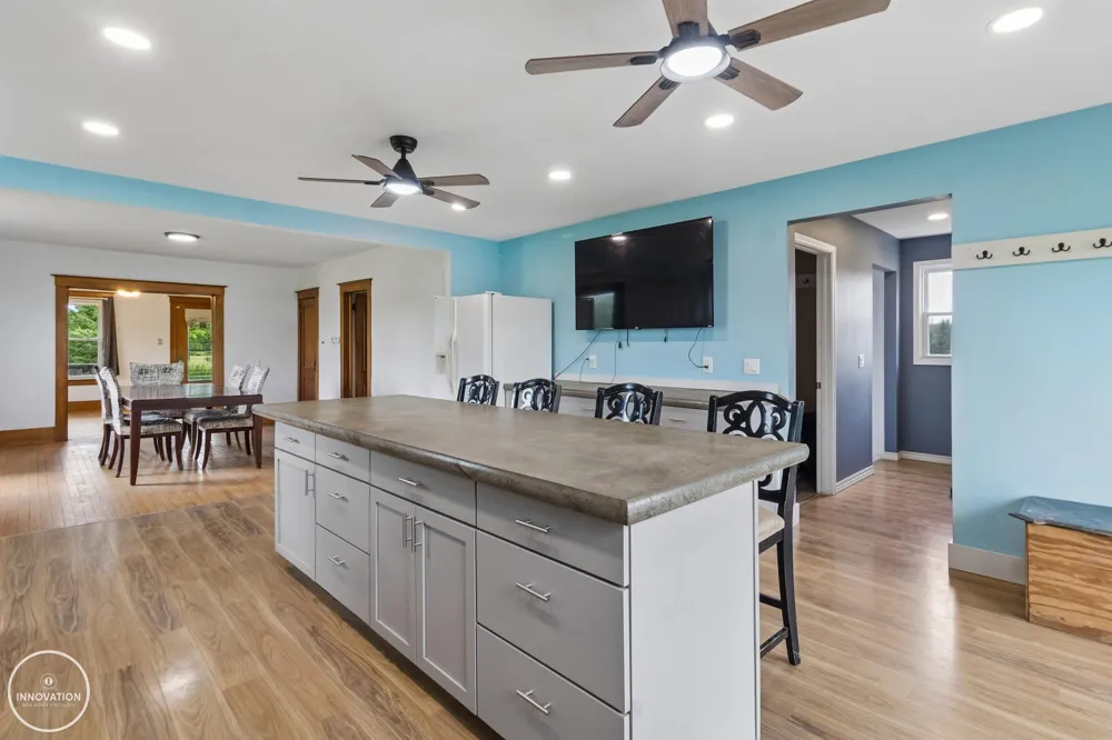 6266 Plank Road Cottrellville Township, MI 48039