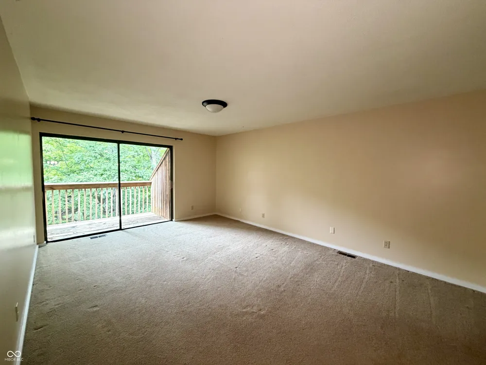9451 S Pointe Lasalles Drive S #63 Bloomington, IN 47401