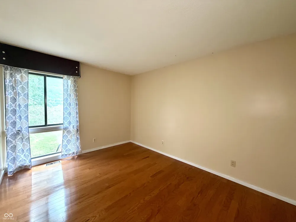 9451 S Pointe Lasalles Drive S #63 Bloomington, IN 47401