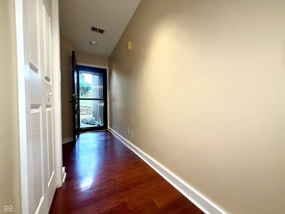 9451 S Pointe Lasalles Drive S #63 Bloomington, IN 47401