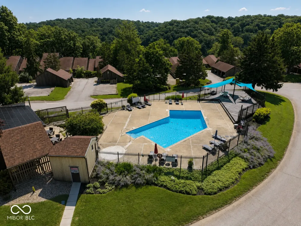 9451 S Pointe Lasalles Drive S #63 Bloomington, IN 47401