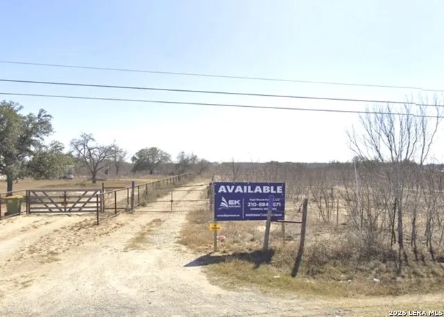 11448 COOKSEY RD Adkins, TX 78101
