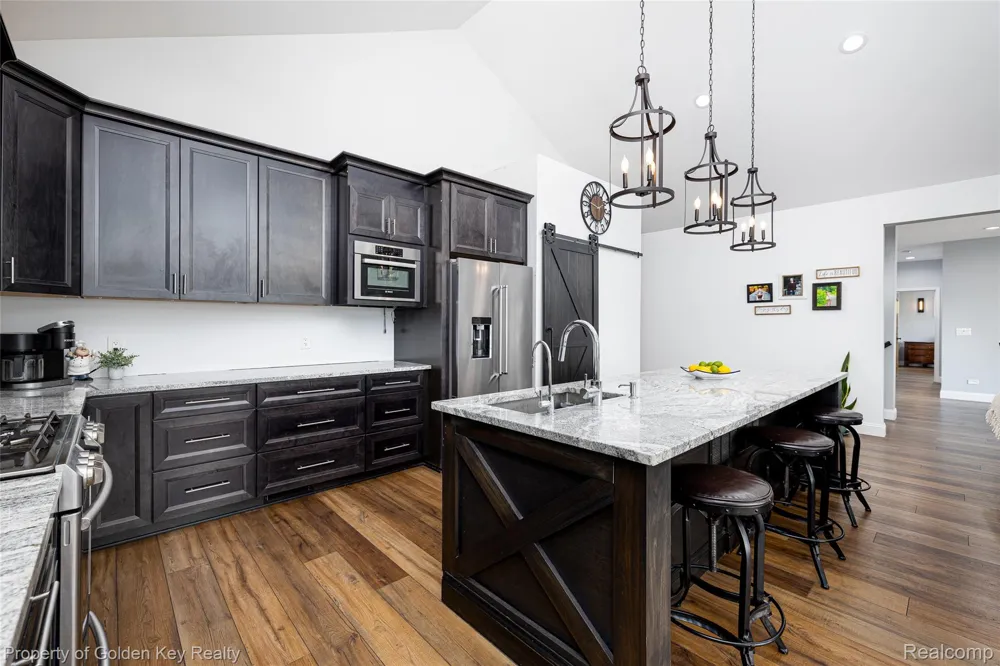 1210 W Oakley Park Road Commerce Charter Township, MI 48390