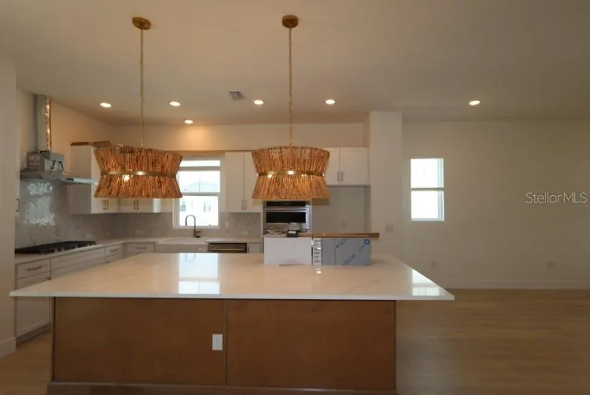 1650 SPRINGWELL LANE Sarasota, FL 34240