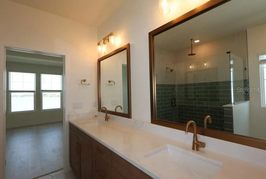 1650 SPRINGWELL LANE Sarasota, FL 34240