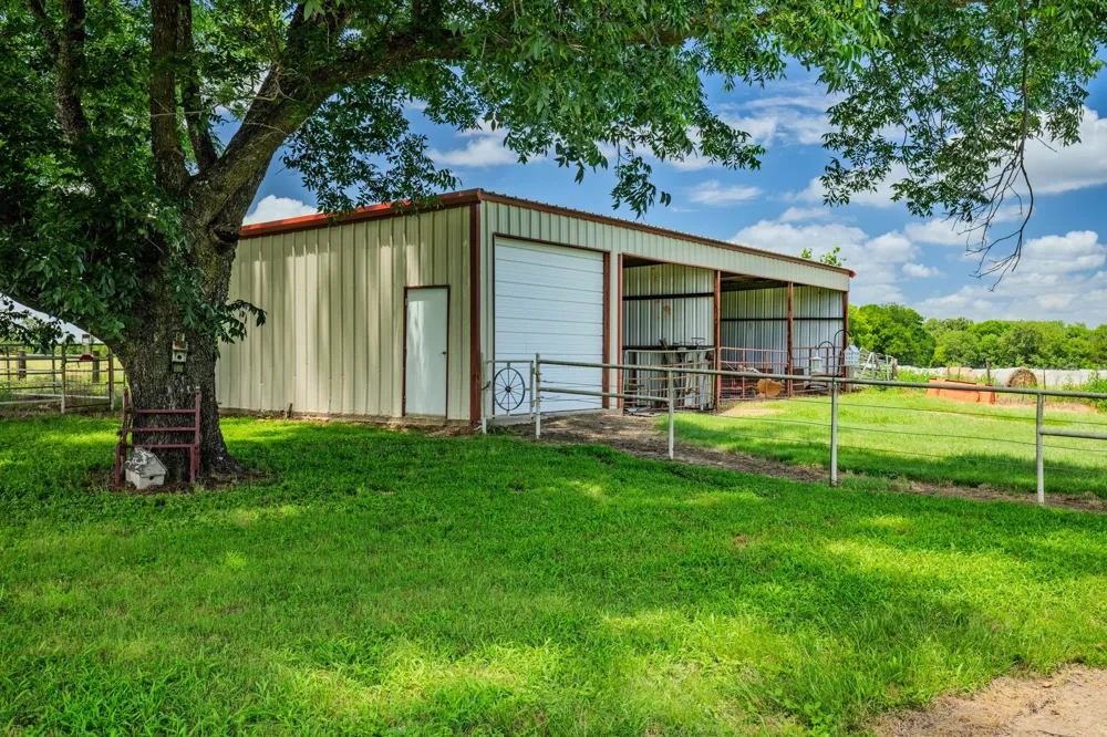 869 CR 1570 Alba, TX 75410