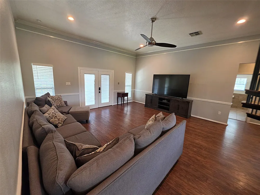 3530 Highway 146 S Shoreacres, TX 77571