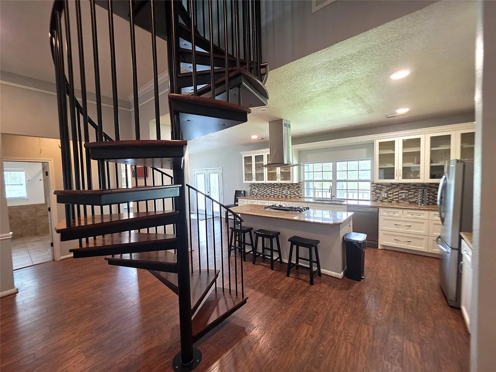 3530 Highway 146 S Shoreacres, TX 77571