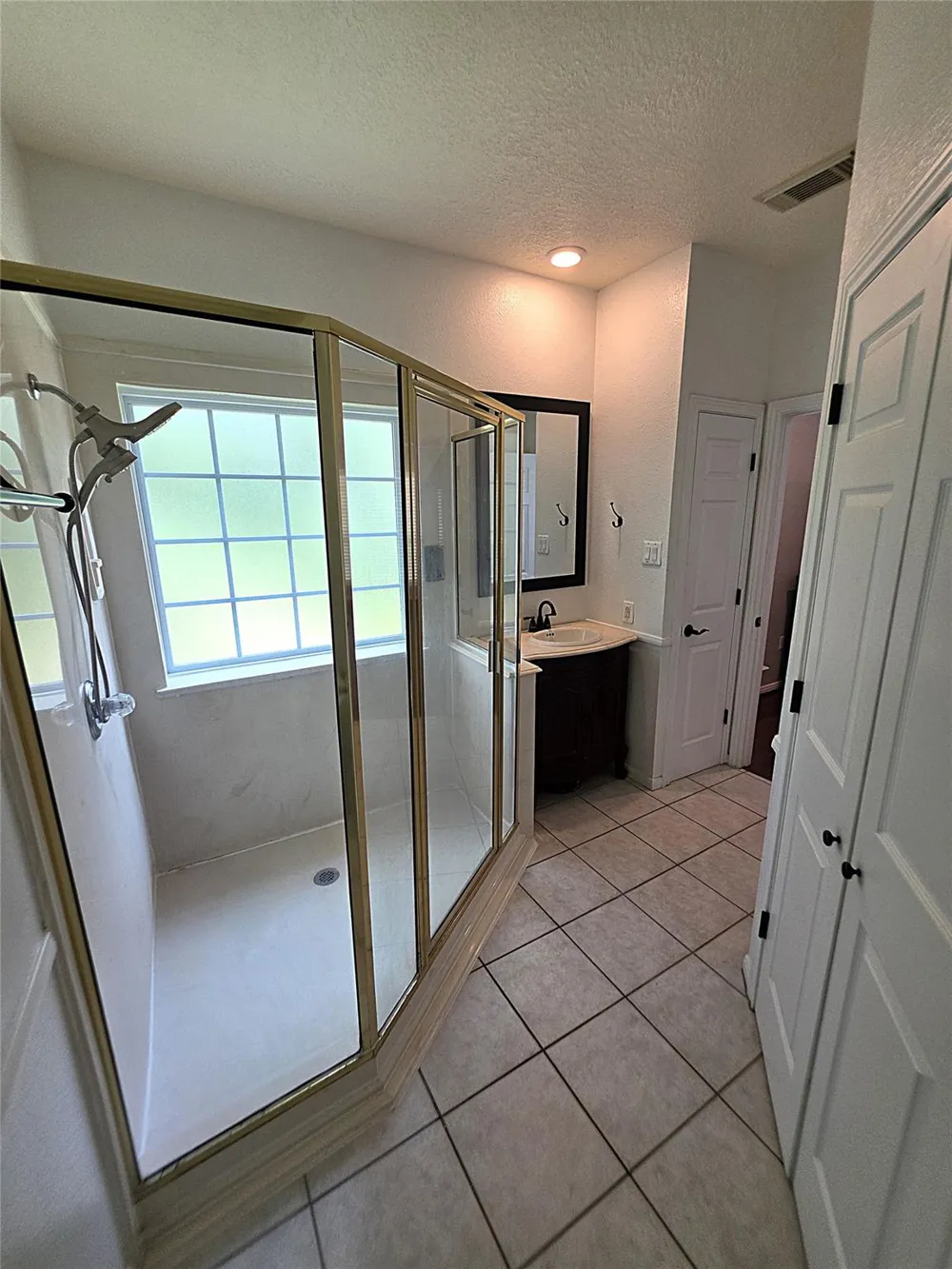3530 Highway 146 S Shoreacres, TX 77571
