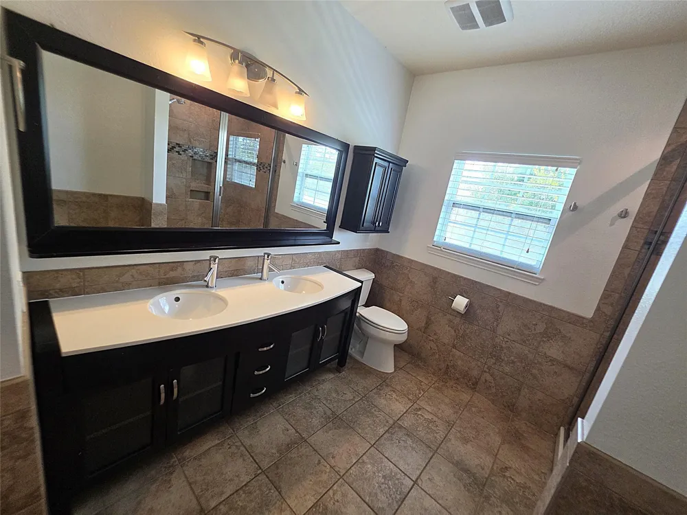 3530 Highway 146 S Shoreacres, TX 77571