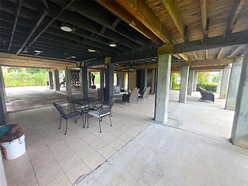 3530 Highway 146 S Shoreacres, TX 77571