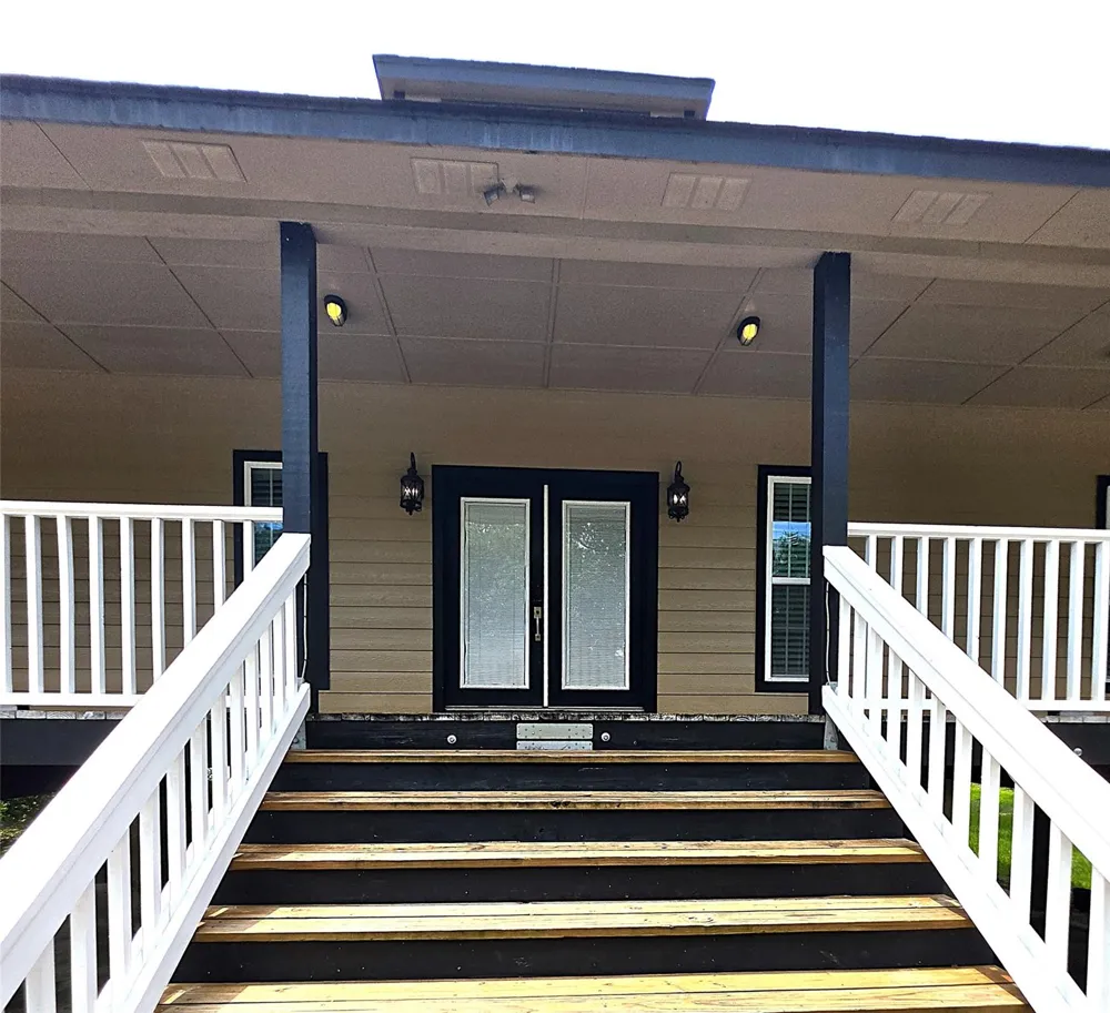 3530 Highway 146 S Shoreacres, TX 77571