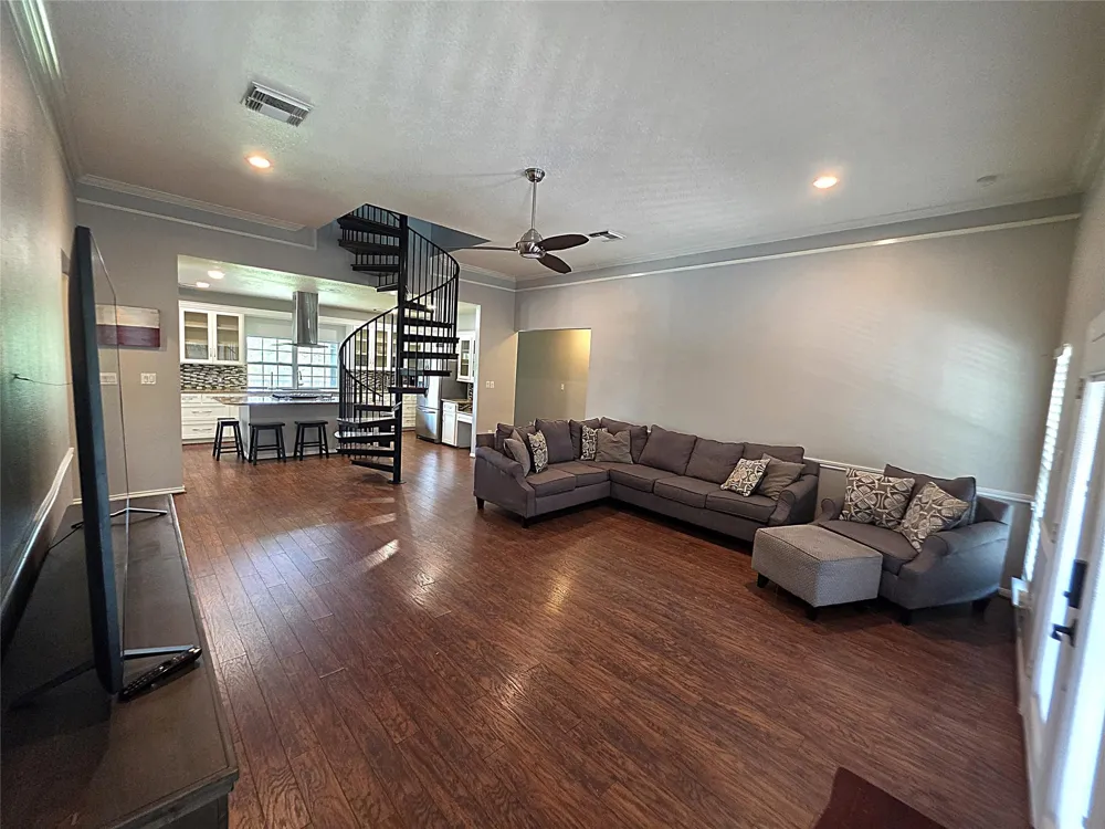 3530 Highway 146 S Shoreacres, TX 77571