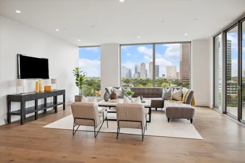 5656 San Felipe Street, Unit 701