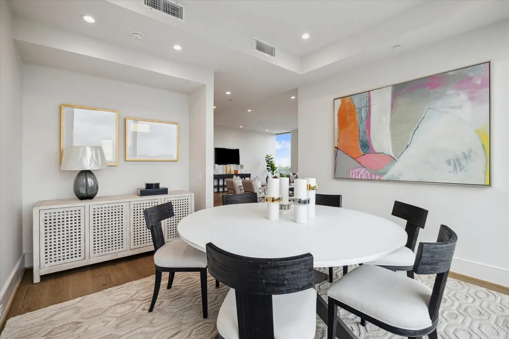 5656 San Felipe Street, Unit 701 Houston, TX 77056