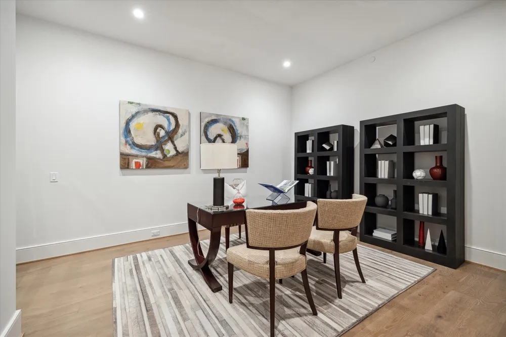 5656 San Felipe Street, Unit 701 Houston, TX 77056