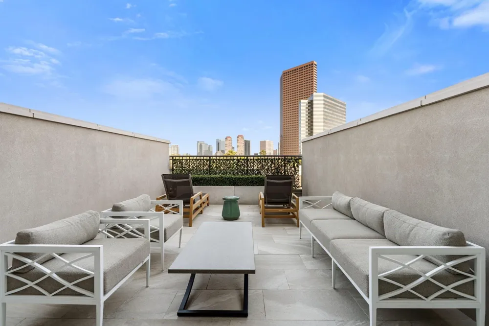 5656 San Felipe Street, Unit 701 Houston, TX 77056