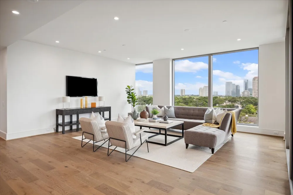 5656 San Felipe Street, Unit 701 Houston, TX 77056
