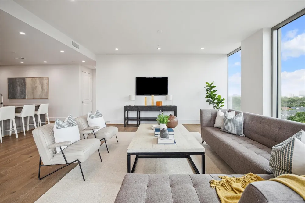 5656 San Felipe Street, Unit 701 Houston, TX 77056