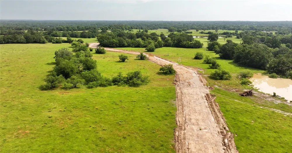 14 Baker Ridge Rd Midway, TX 75852