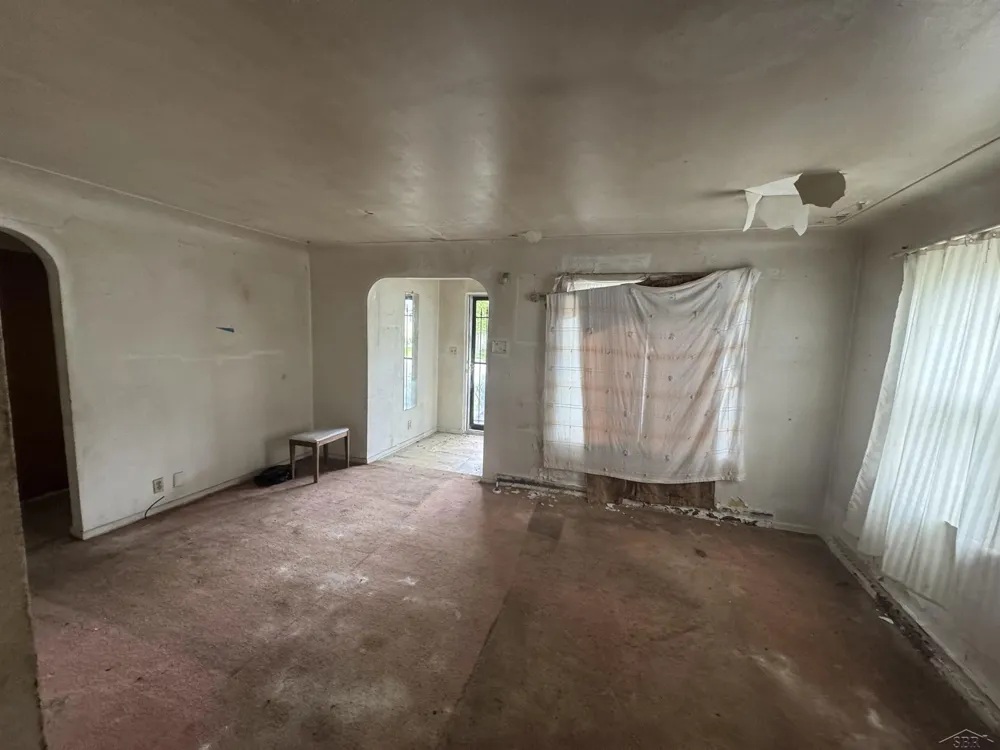 4115 Hess Avenue Saginaw City, MI 48601