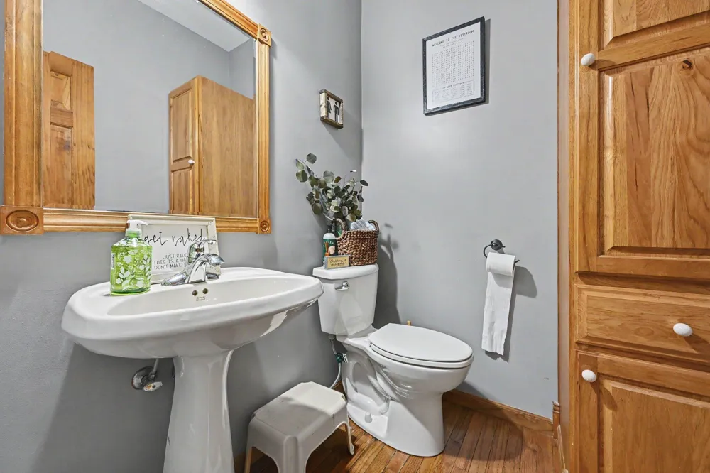15757 Oakshore Drive Fabius Township, MI 49093
