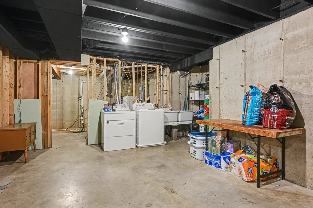15757 Oakshore Drive Fabius Township, MI 49093