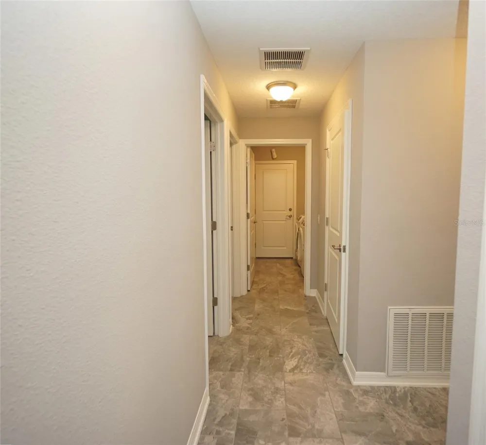 19460 BLOSSOM VINE LANE Lutz, FL 33558