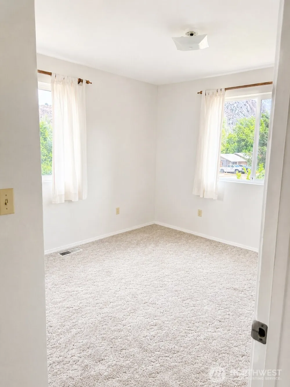 8 Orchard Loop S. Tonasket, WA 98855