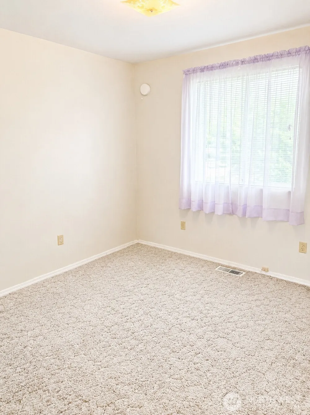 8 Orchard Loop S. Tonasket, WA 98855