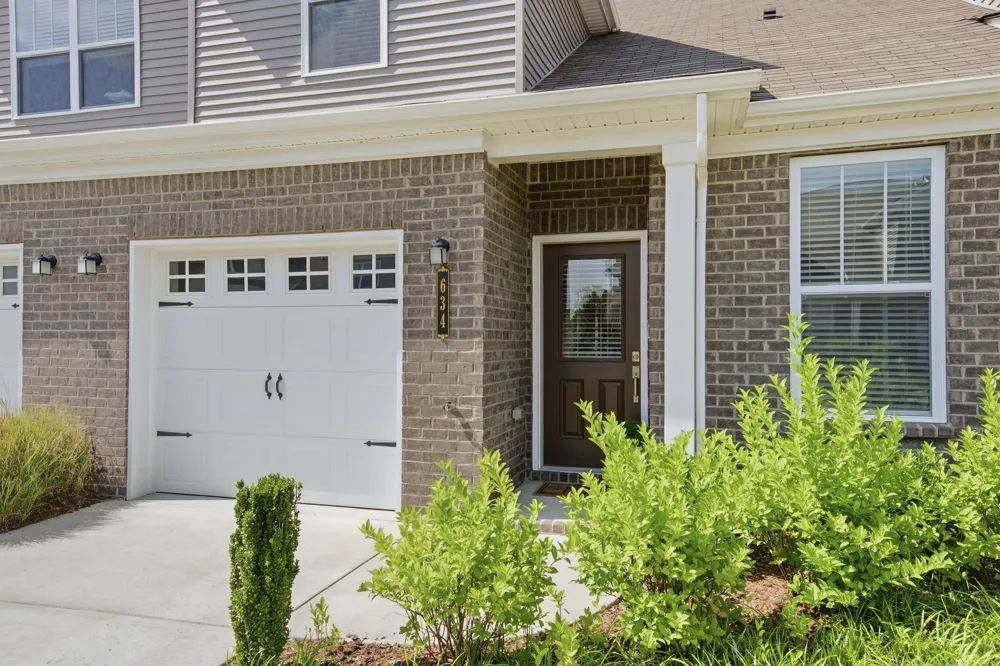 634 Birdie Dr Spring Hill, TN 37174