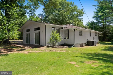 8405 SHIRLEY ROAD
