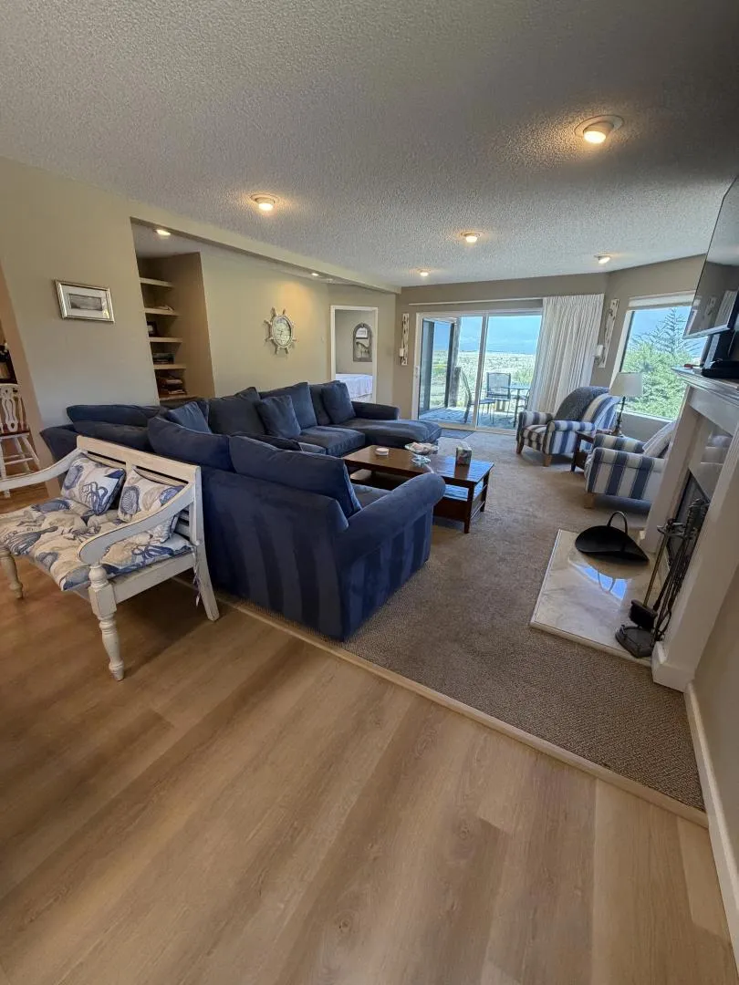 73 Pelican Watsonville, CA 95076