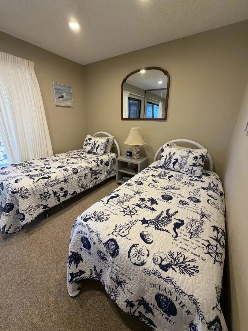 73 Pelican Watsonville, CA 95076