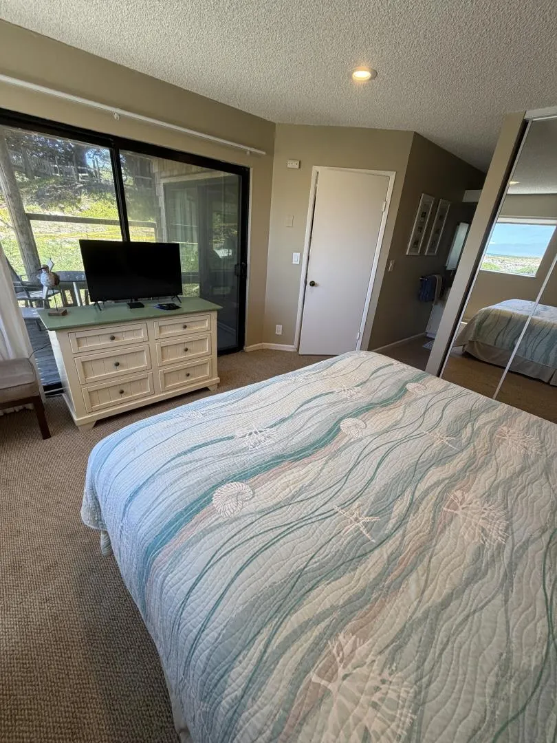 73 Pelican Watsonville, CA 95076