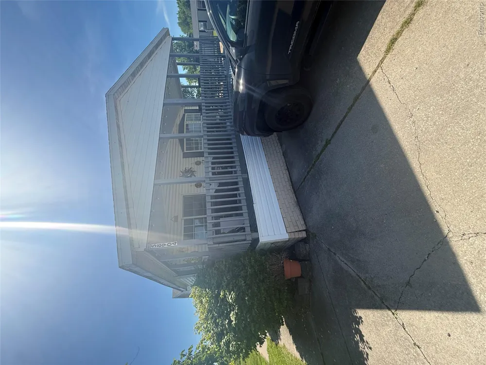 58904 Lily Court New Haven Village, MI 48048