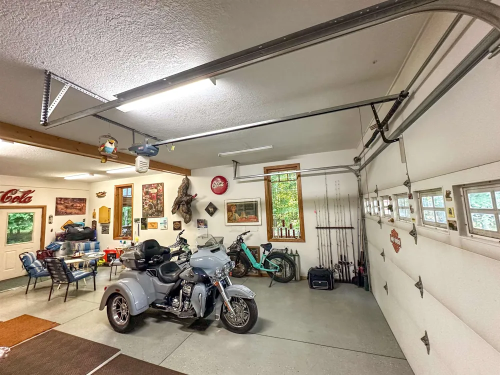 8157 NW Kellogg Road Clearwater Township, MI 49612