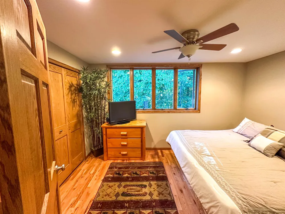8157 NW Kellogg Road Clearwater Township, MI 49612