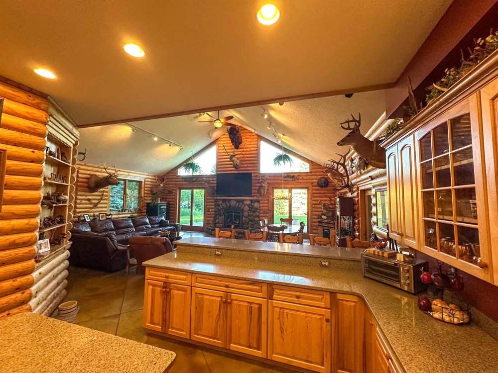 8157 NW Kellogg Road Clearwater Township, MI 49612
