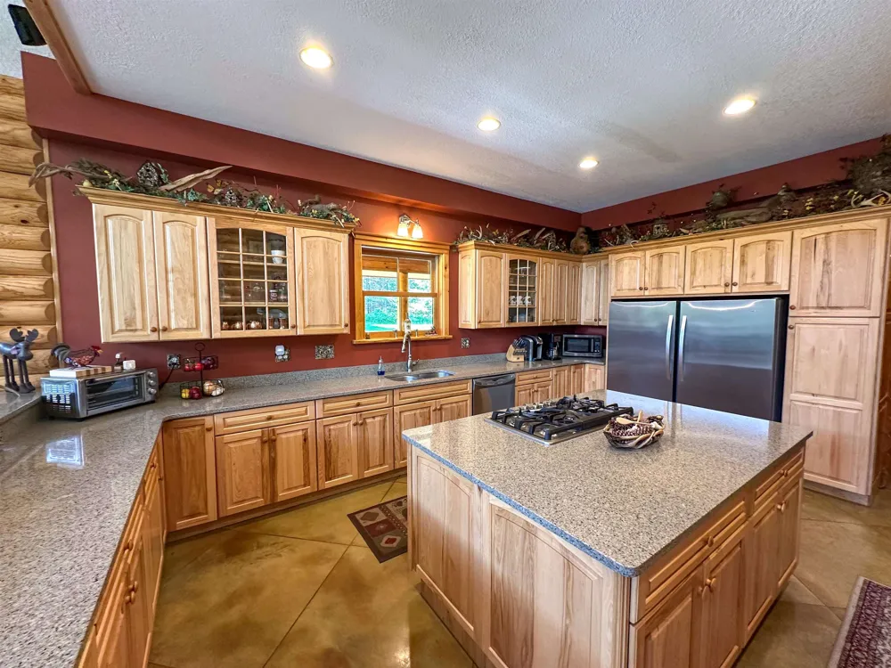 8157 NW Kellogg Road Clearwater Township, MI 49612
