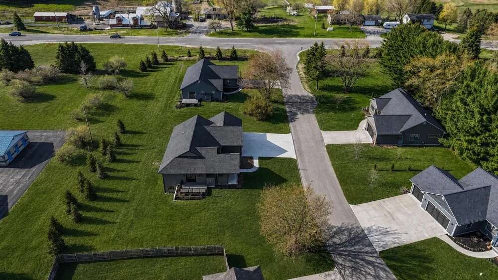 4054 Center Farm Lane Long Lake Township, MI 49685