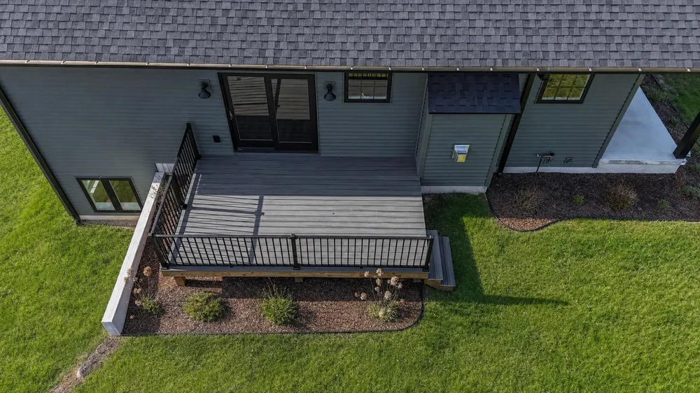 4054 Center Farm Lane Long Lake Township, MI 49685
