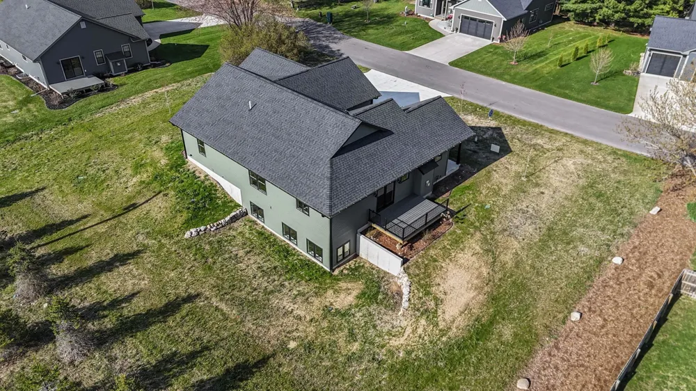 4054 Center Farm Lane Long Lake Township, MI 49685