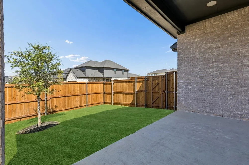 9235 Cardinal Flower Street Frisco, TX 75035