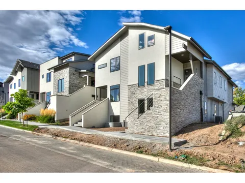 822 Cherokee Drive