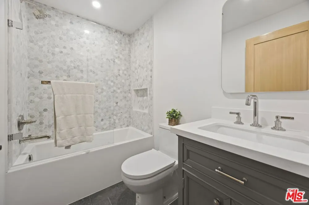 1131 Rancho Drive Ojai, CA 93023