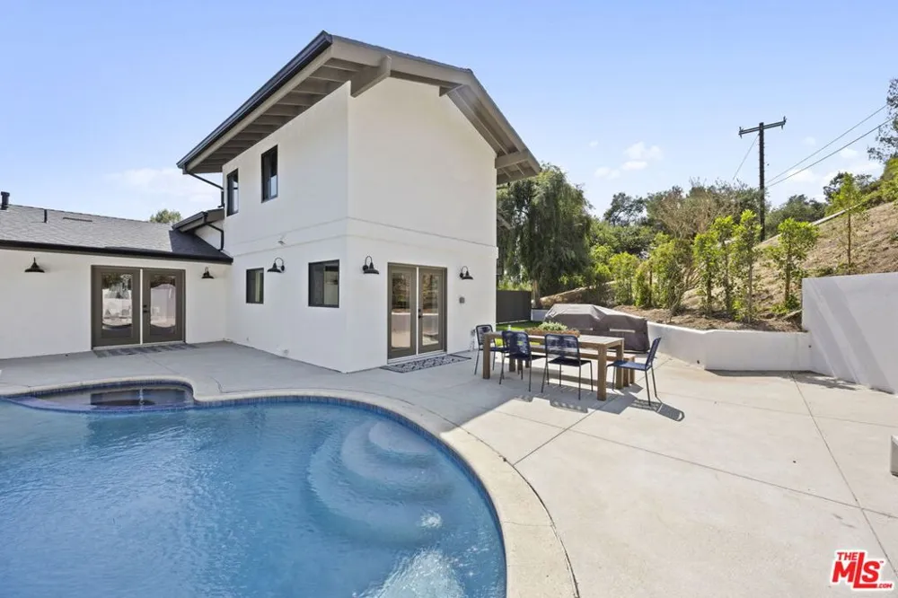 1131 Rancho Drive Ojai, CA 93023
