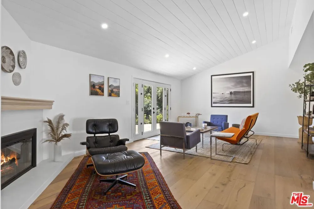 1131 Rancho Drive Ojai, CA 93023
